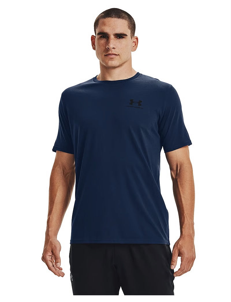 Under Armour T-shirt